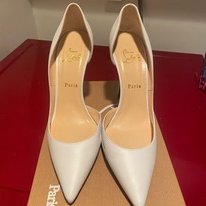 Christian Louboutin Iriza 100 white pumps